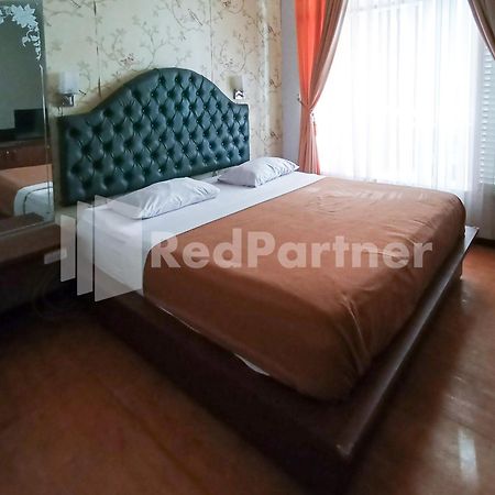 Nillo Hotel Kebumen Mitra Reddoorz מראה חיצוני תמונה