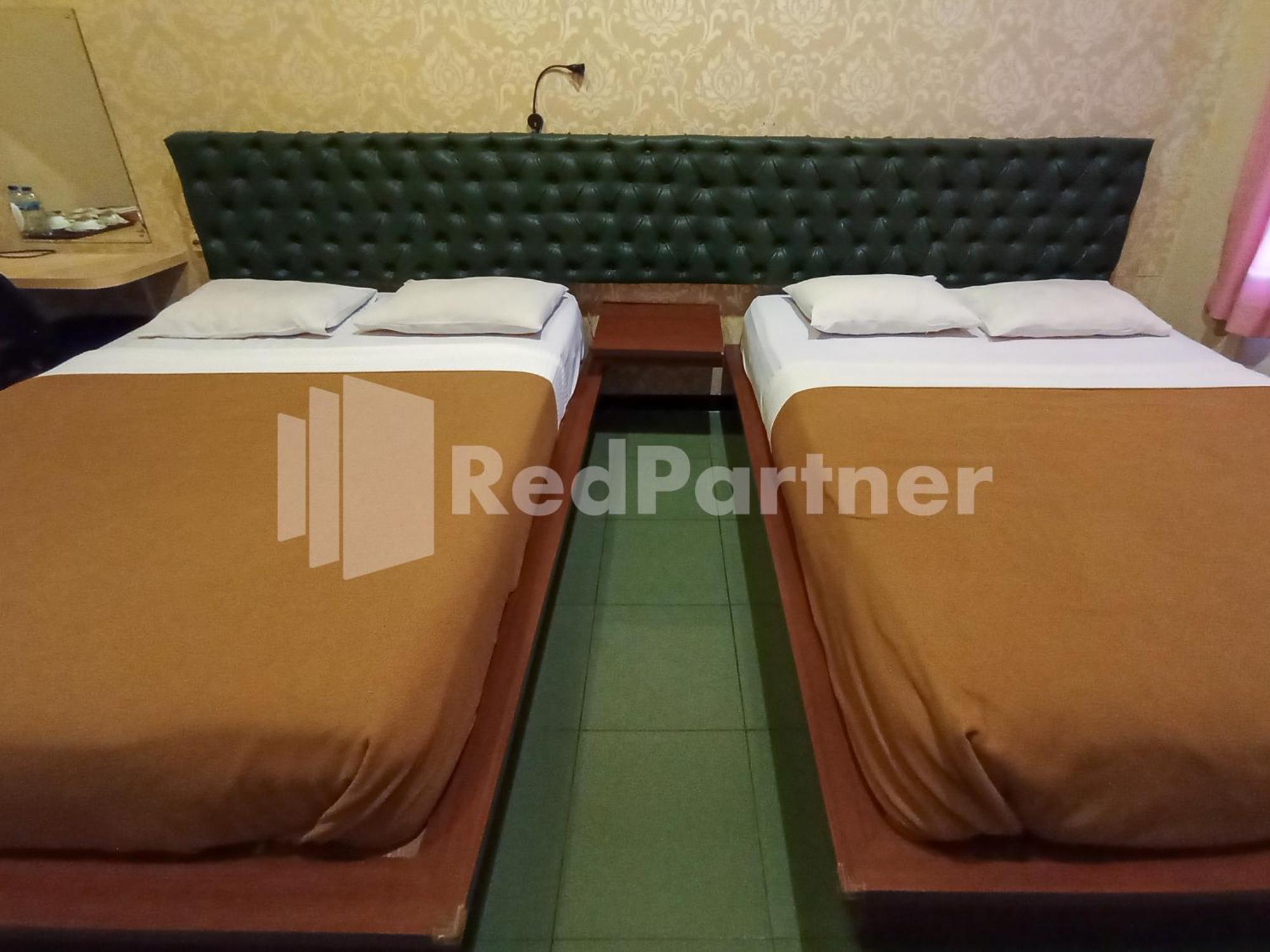 Nillo Hotel Kebumen Mitra Reddoorz מראה חיצוני תמונה