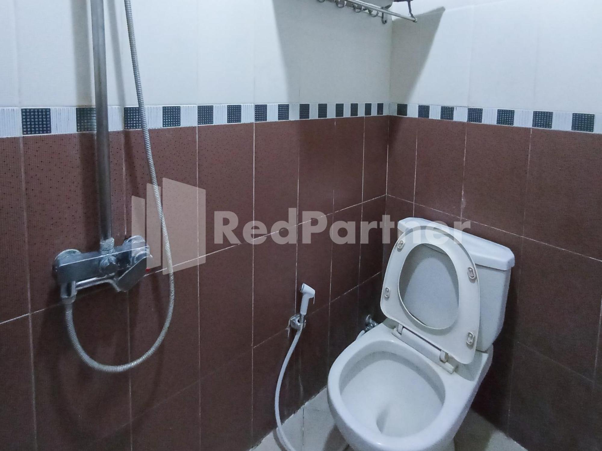 Nillo Hotel Kebumen Mitra Reddoorz מראה חיצוני תמונה