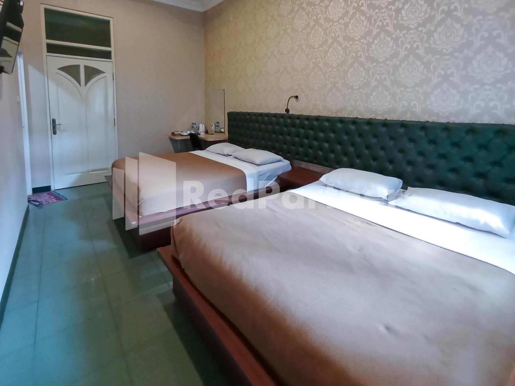 Nillo Hotel Kebumen Mitra Reddoorz מראה חיצוני תמונה