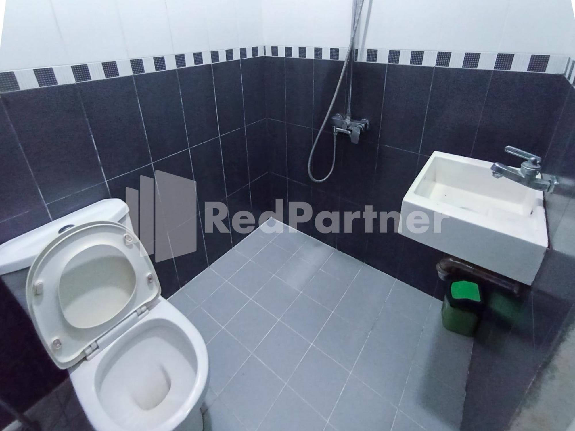 Nillo Hotel Kebumen Mitra Reddoorz מראה חיצוני תמונה