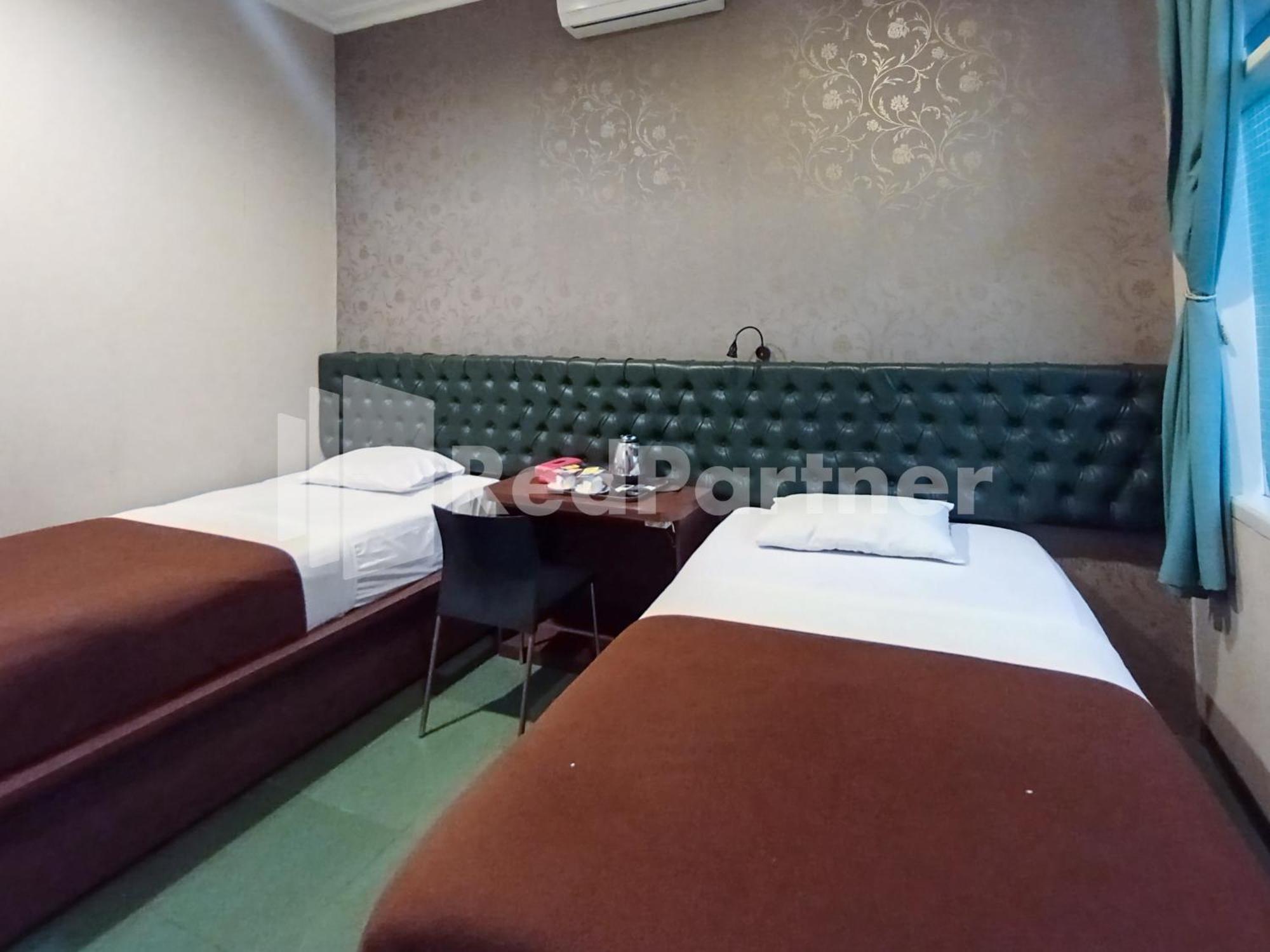 Nillo Hotel Kebumen Mitra Reddoorz מראה חיצוני תמונה