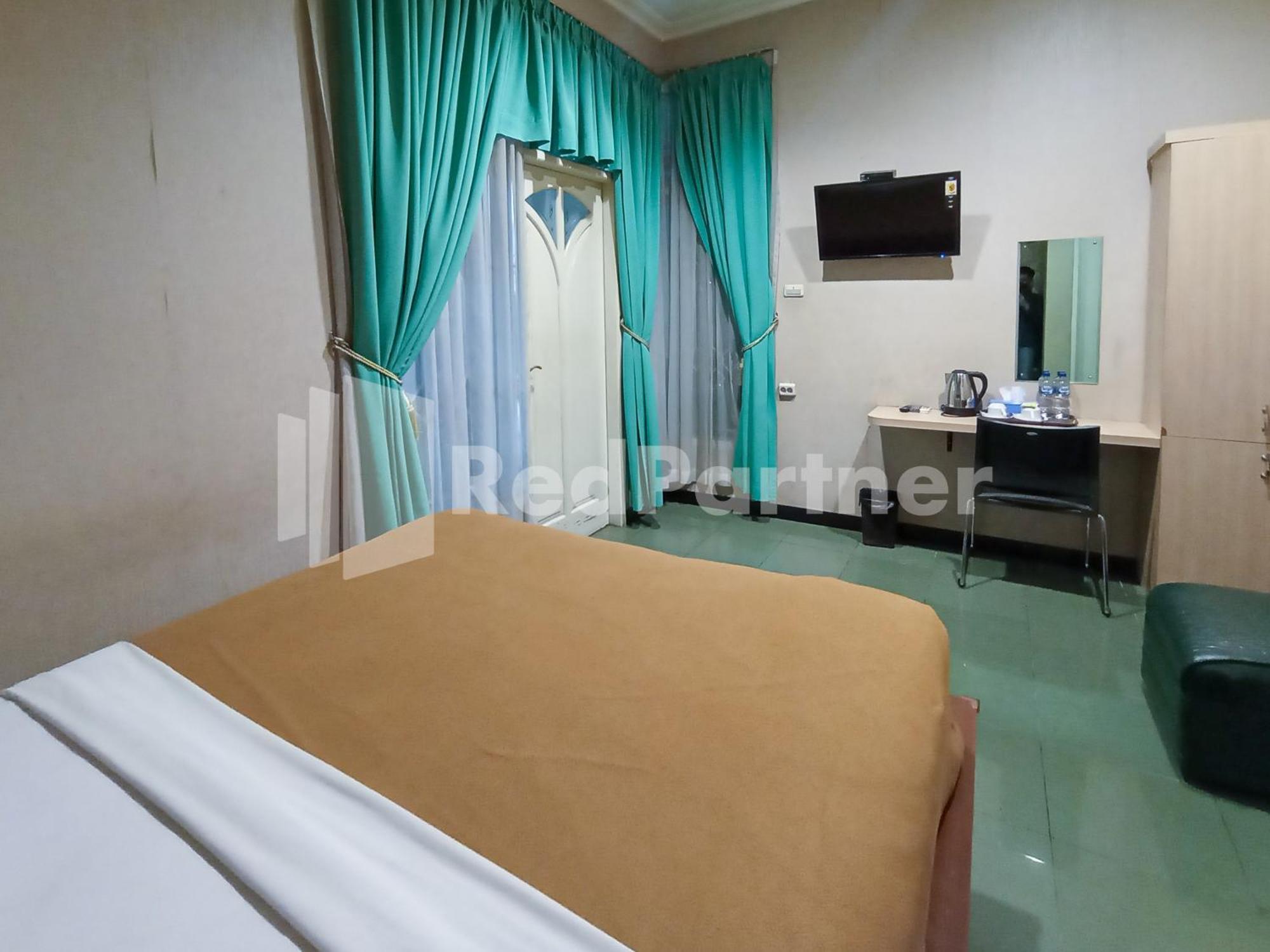 Nillo Hotel Kebumen Mitra Reddoorz מראה חיצוני תמונה