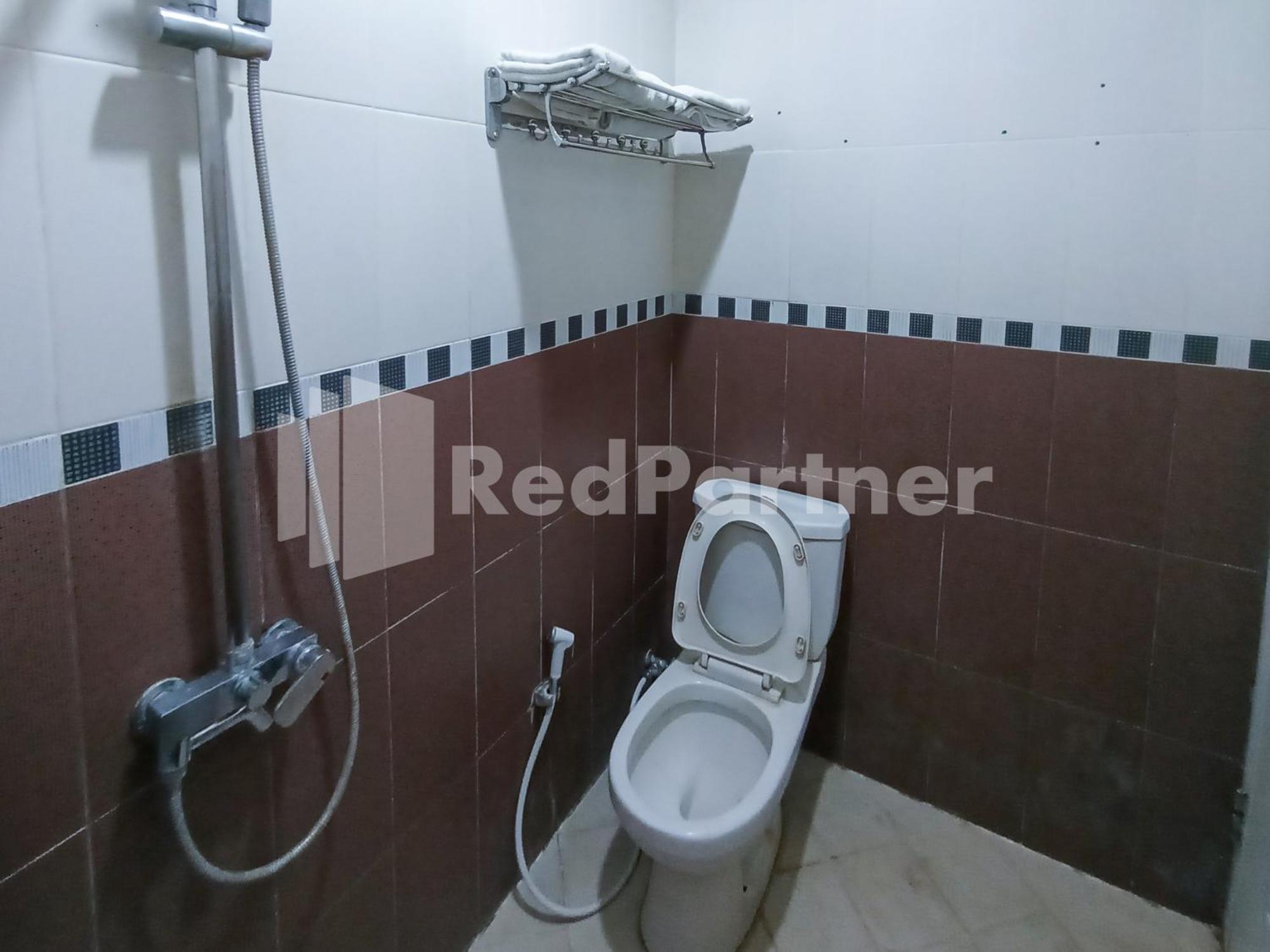 Nillo Hotel Kebumen Mitra Reddoorz מראה חיצוני תמונה