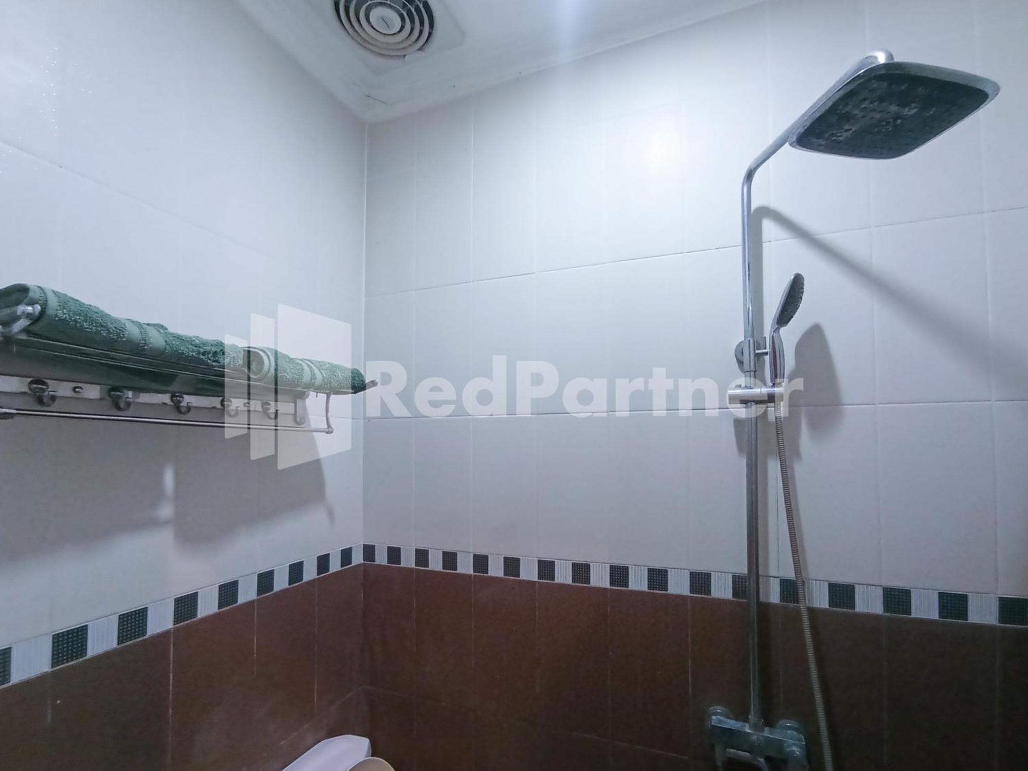 Nillo Hotel Kebumen Mitra Reddoorz מראה חיצוני תמונה