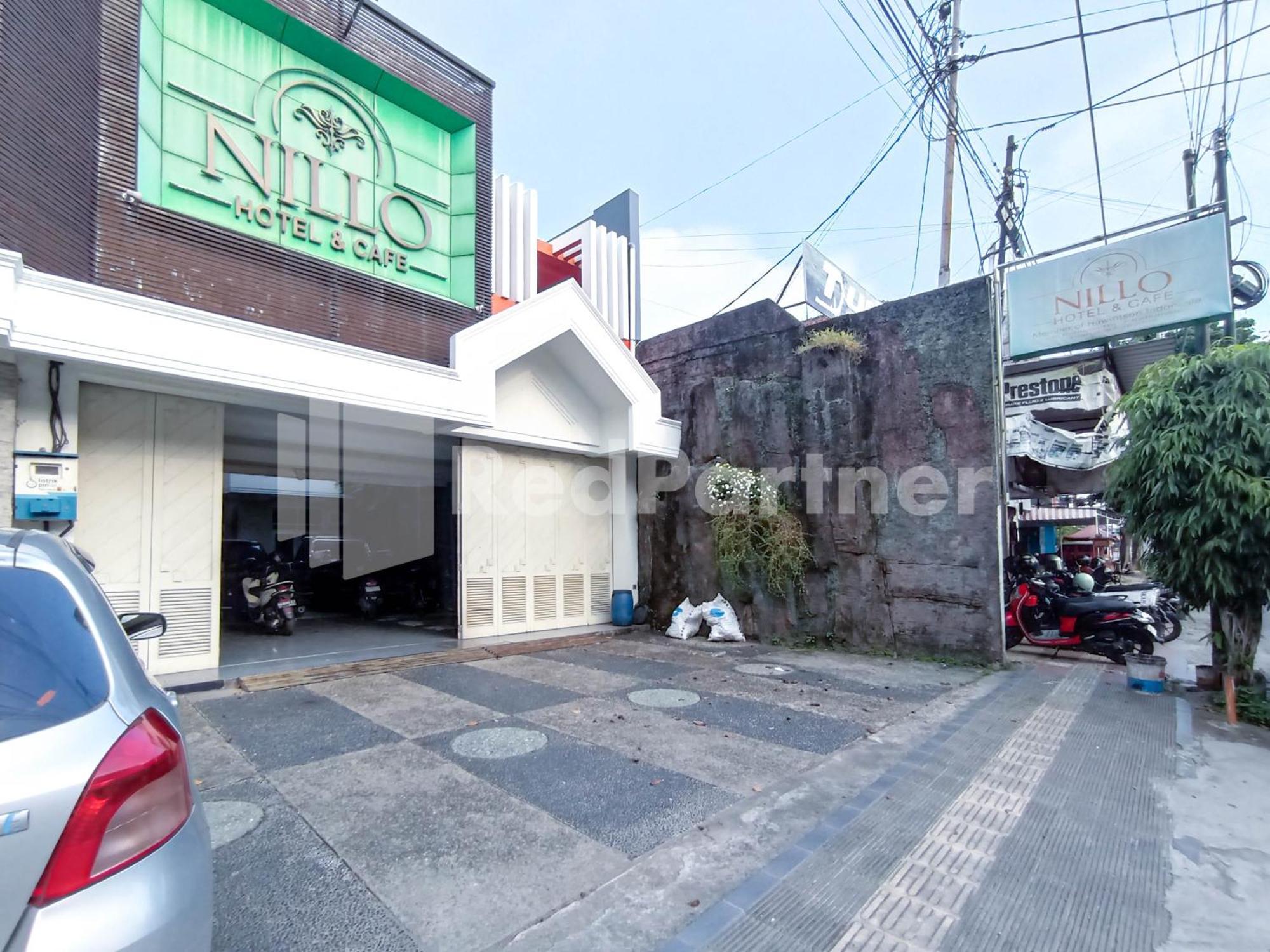 Nillo Hotel Kebumen Mitra Reddoorz מראה חיצוני תמונה