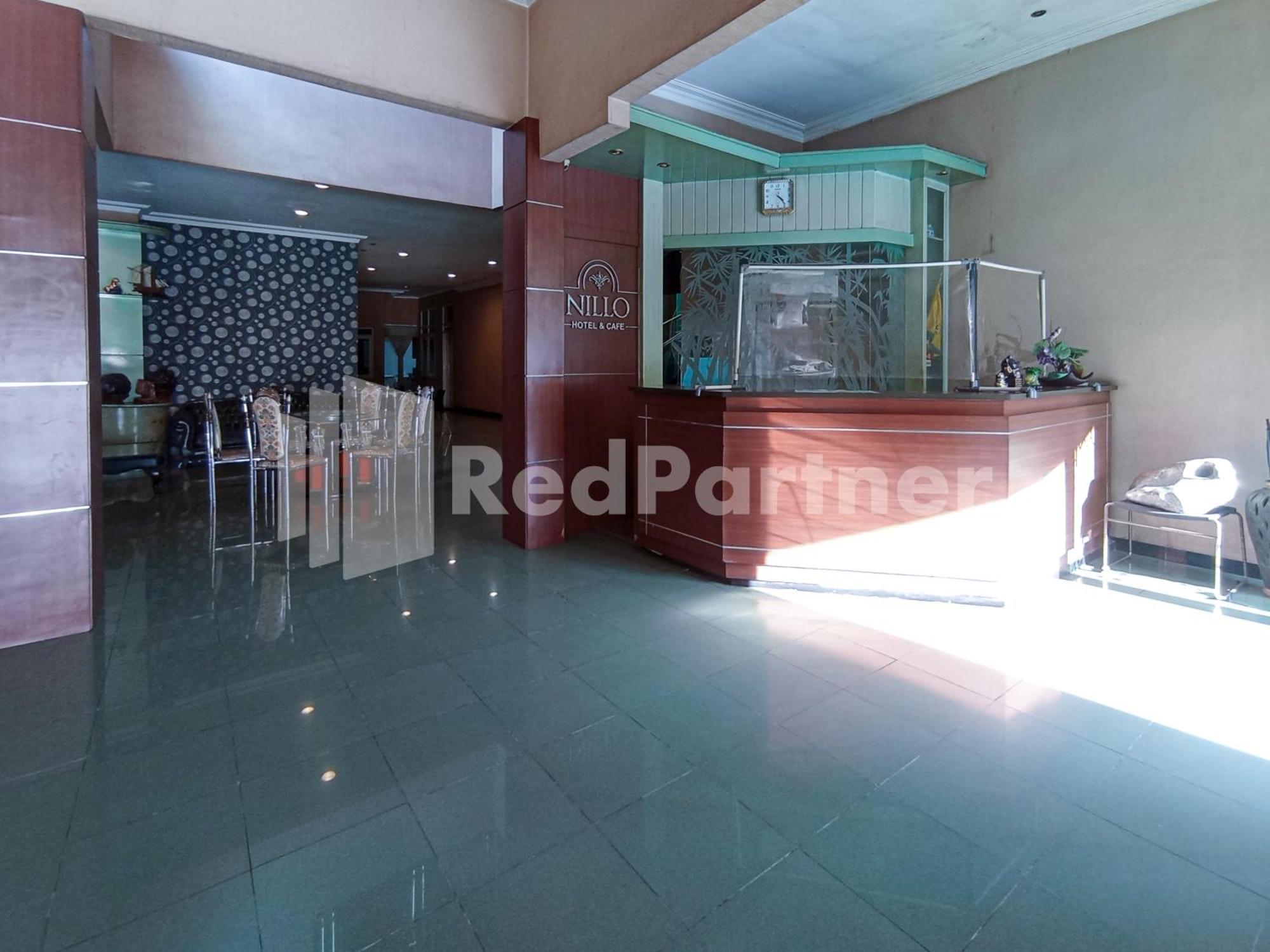 Nillo Hotel Kebumen Mitra Reddoorz מראה חיצוני תמונה