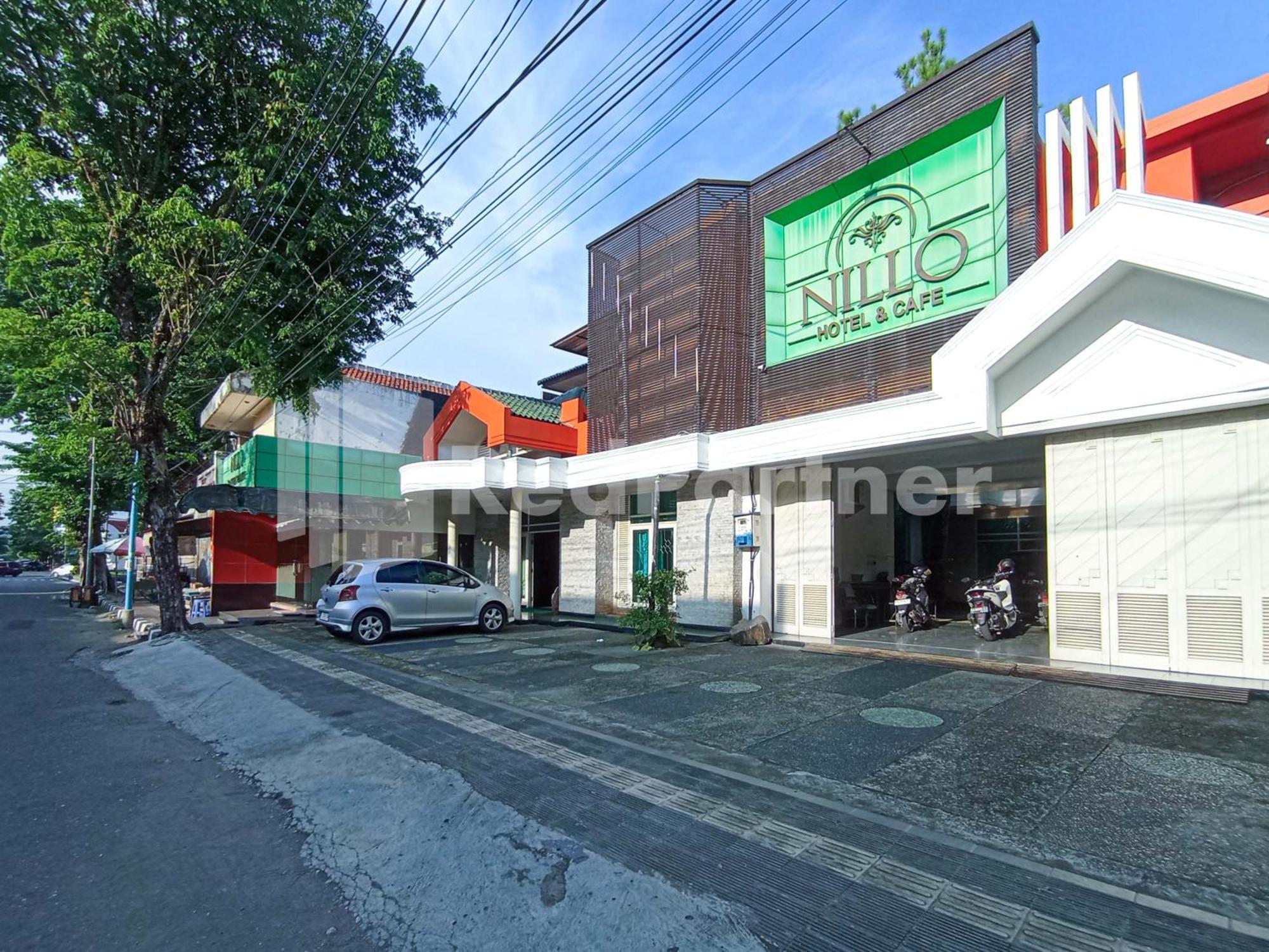 Nillo Hotel Kebumen Mitra Reddoorz מראה חיצוני תמונה