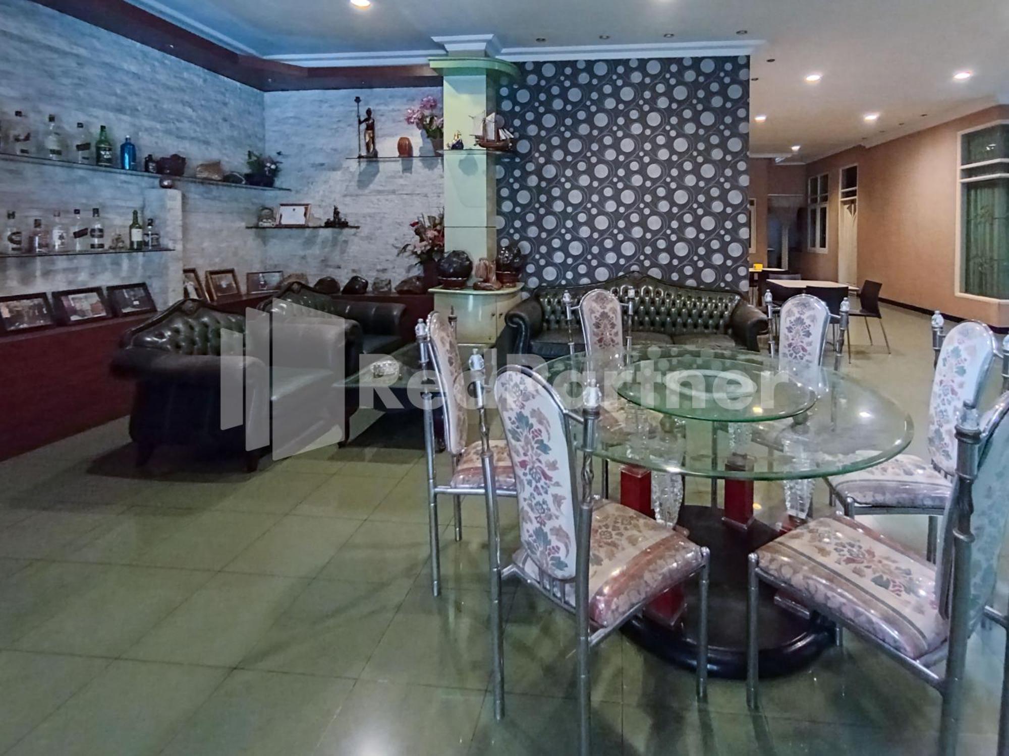 Nillo Hotel Kebumen Mitra Reddoorz מראה חיצוני תמונה